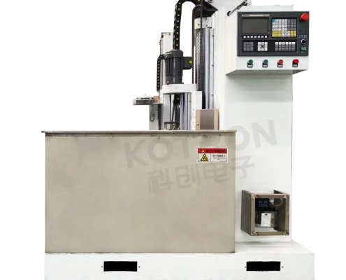 Marcas de agua negras en una máquina herramienta modular de mesa giratoria verticala giratoria vertical e1786938320663 Black watermarks on a vertical rotary table modular machine tool e1786938320663
