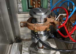 Maszyna do hartowania indukcyjnego krzywek wałka rozrządu rozrządu Machine 4 Cam Lobe Induction Hardening