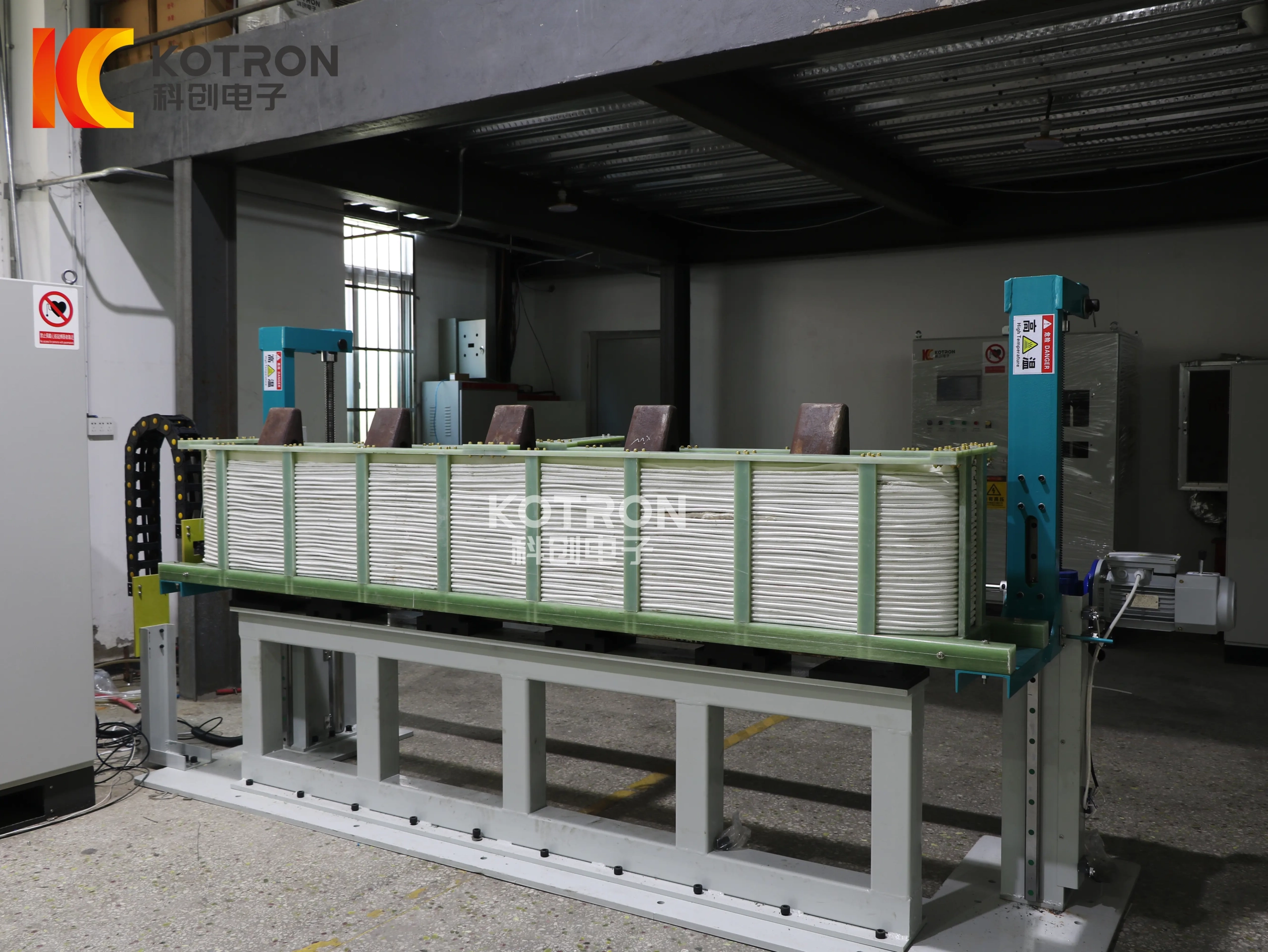 excavator-bucket-tooth-plate-induction-preheating-02 excavator bucket tooth plate induction preheating 02 scaled