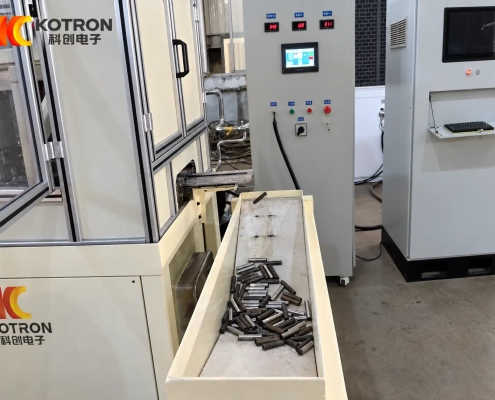 Automatische Stiftbuchsen-Härtungslinienentladung automatic pin bushing hardening line discharge